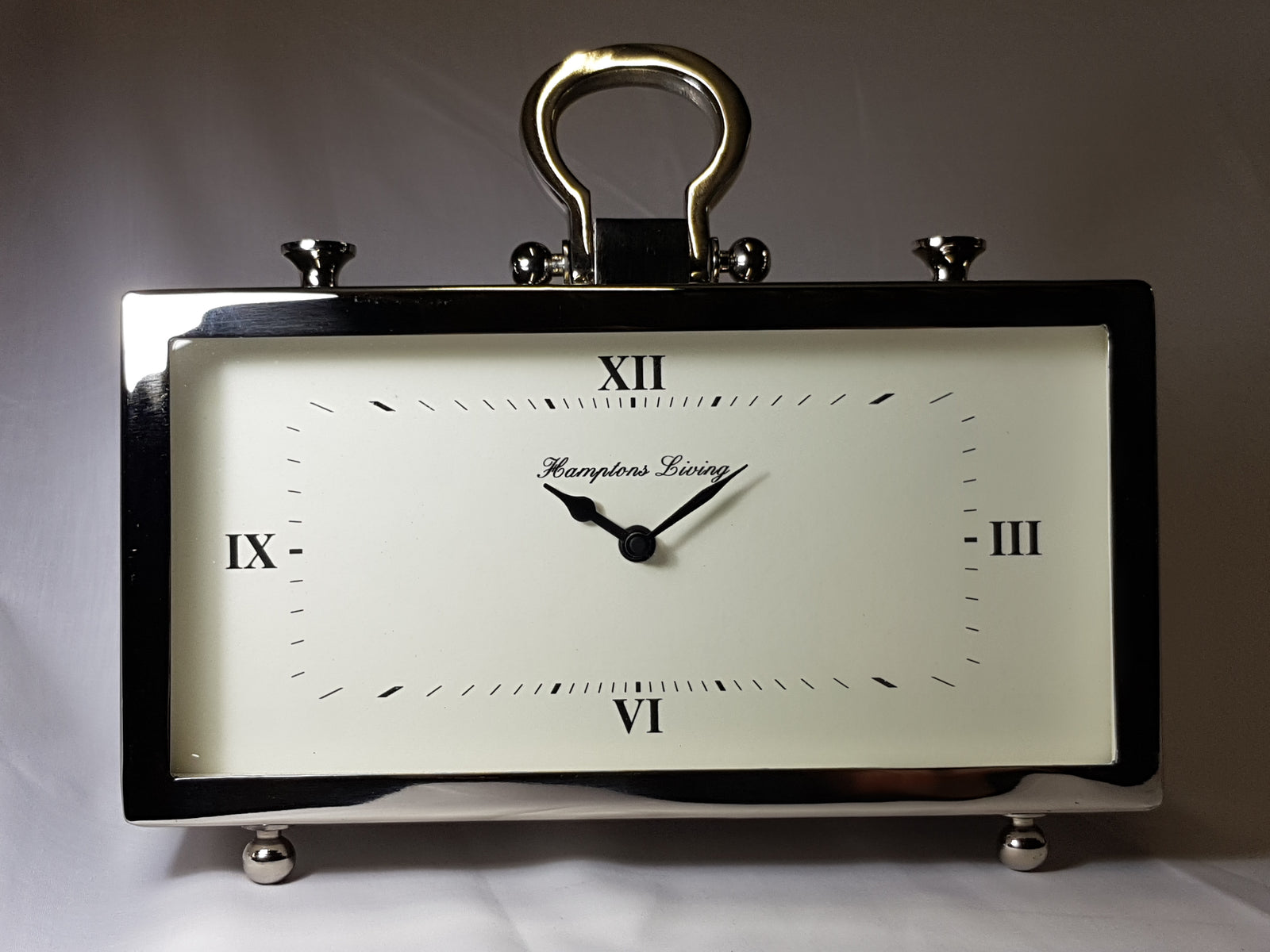 Horizontal Large Clock w/2 Deco Knobs
