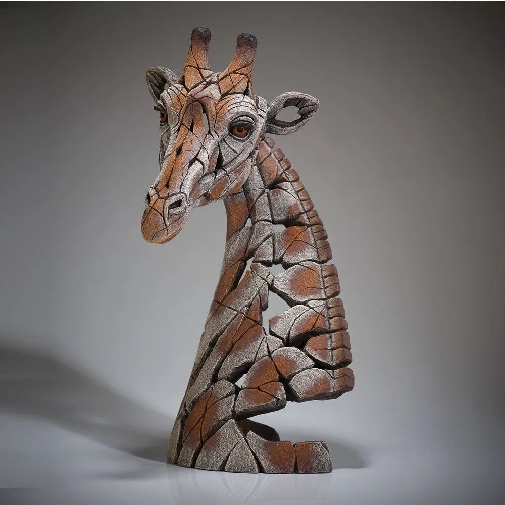 Edge Bust Giraffe 53cm