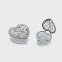 Heart Shaped Box/ Bow Motif