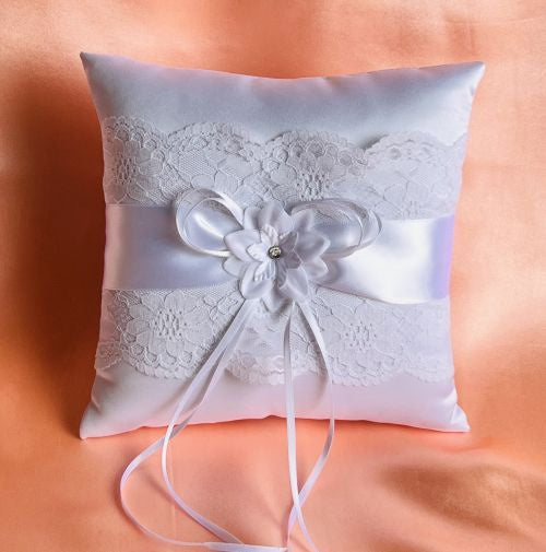 Ring Pillow Flower - White